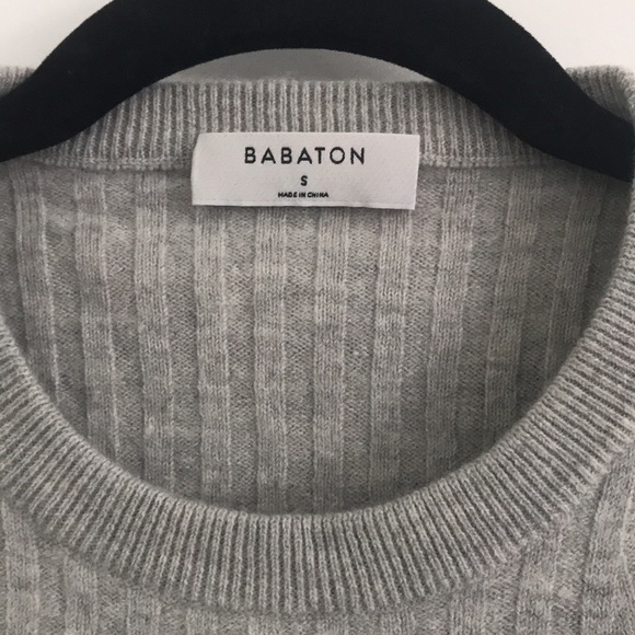 Aritzia babaton cropped grey wool sweater size S - Picture 2 of 6